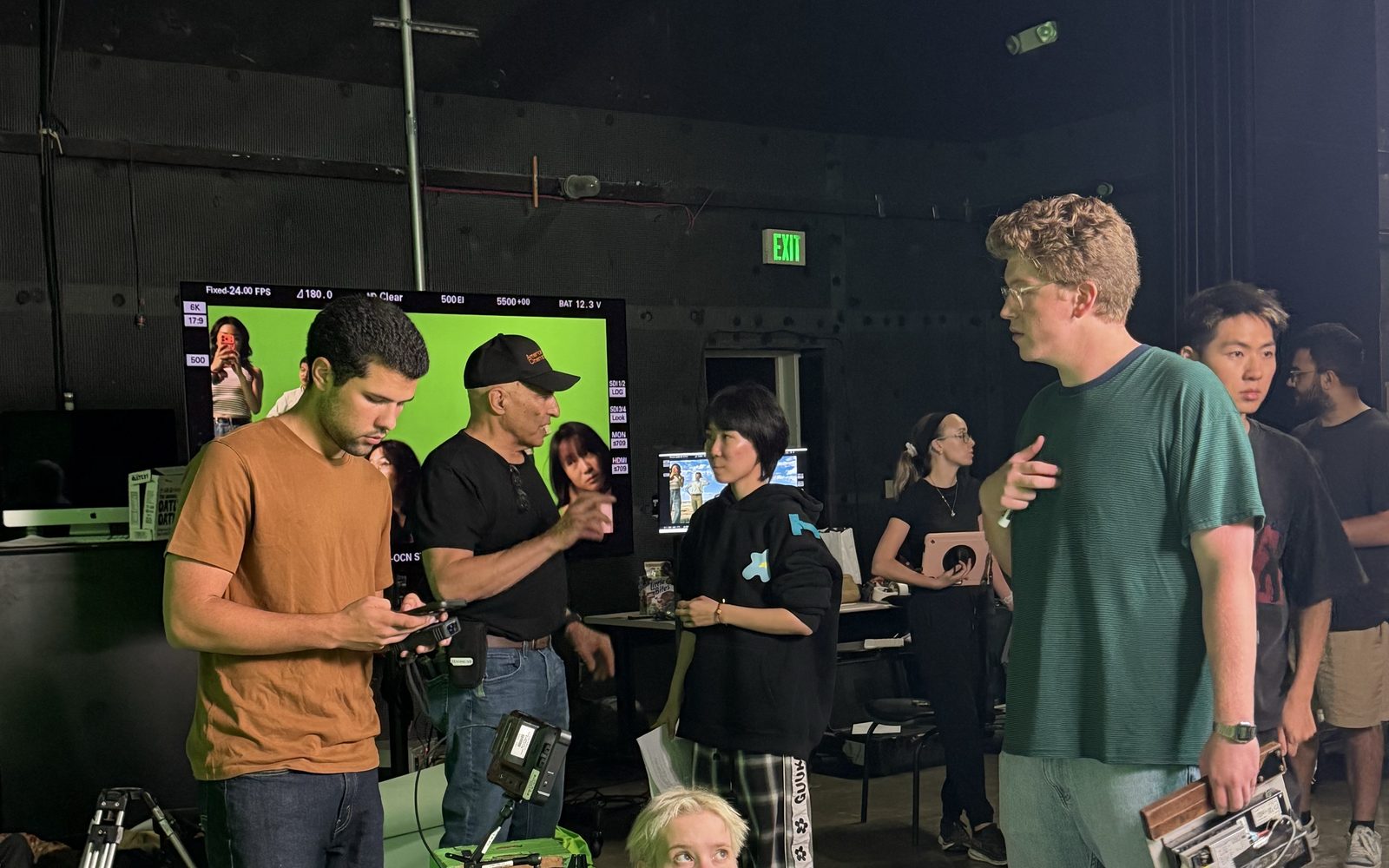Green screen stage