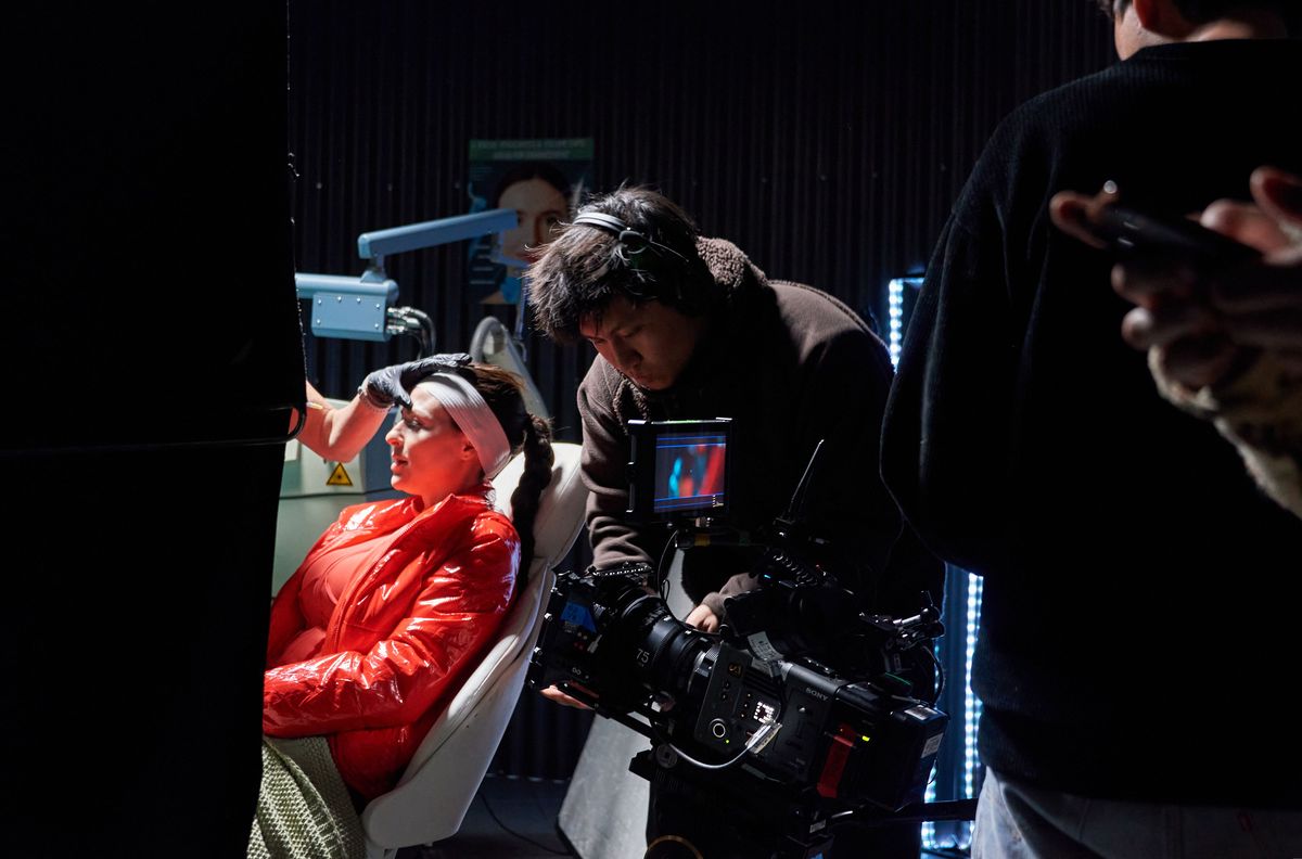 Setting the shot around the chair